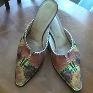 ICON WILDFLOWERS MULES  7 Van Gogh Wildflowers